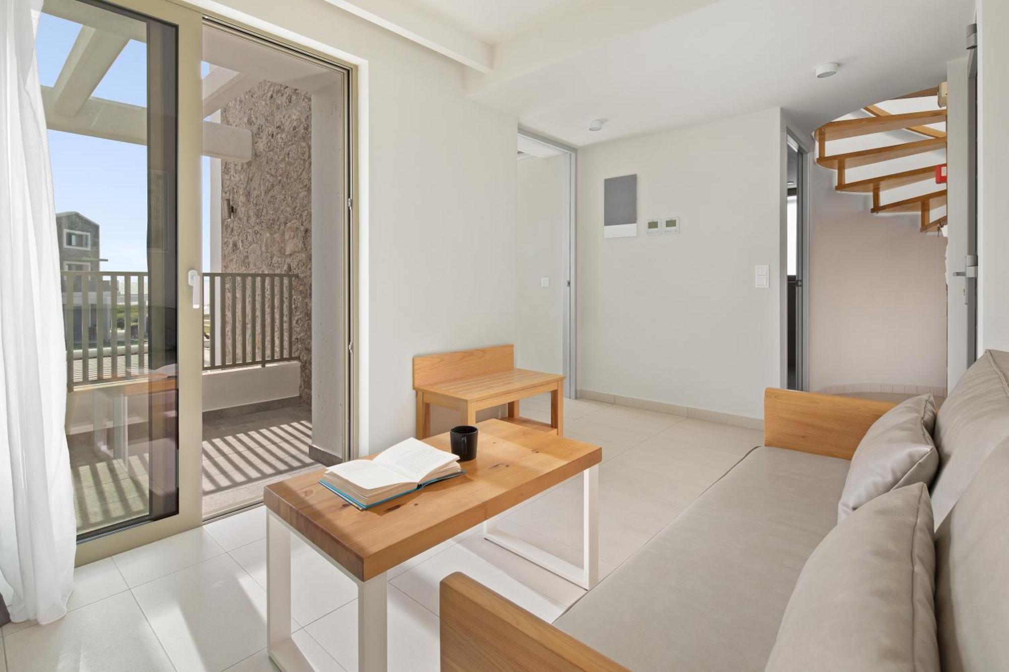 Thalassa Suites Almiros Beach Værelse billede