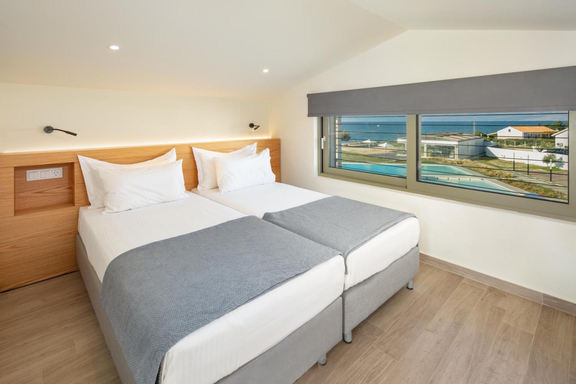 Thalassa Suites Almiros Beach Værelse billede